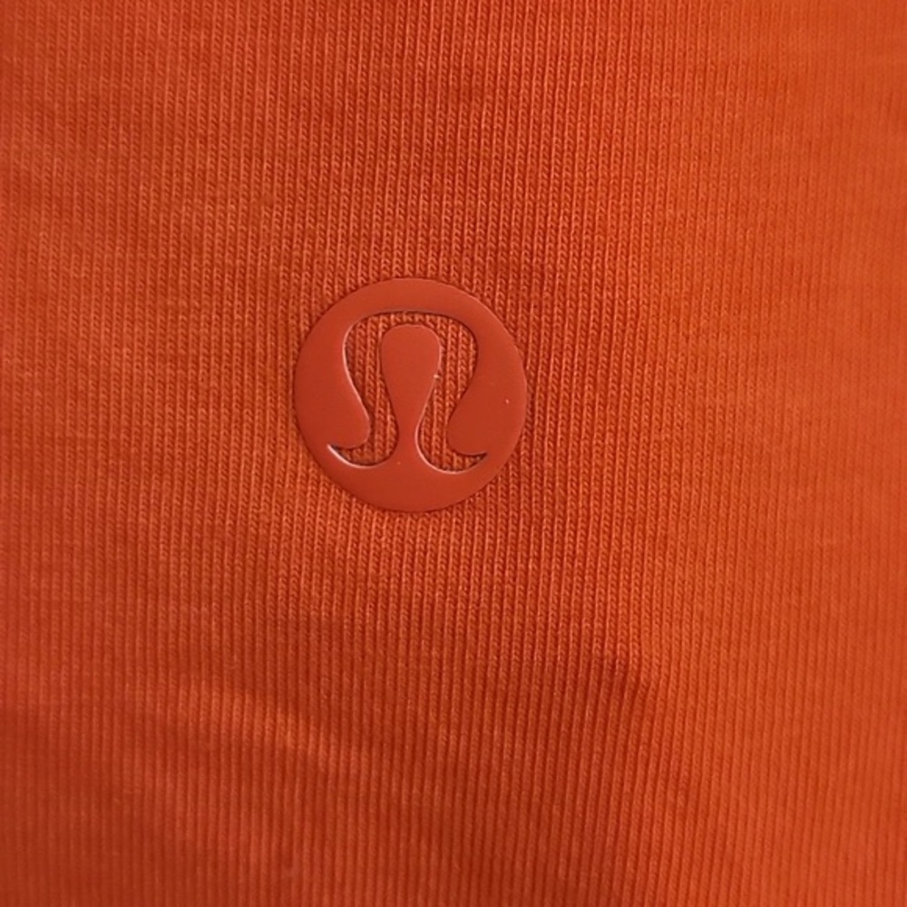Lululemon Razorback Tank - Picture 4 of 5